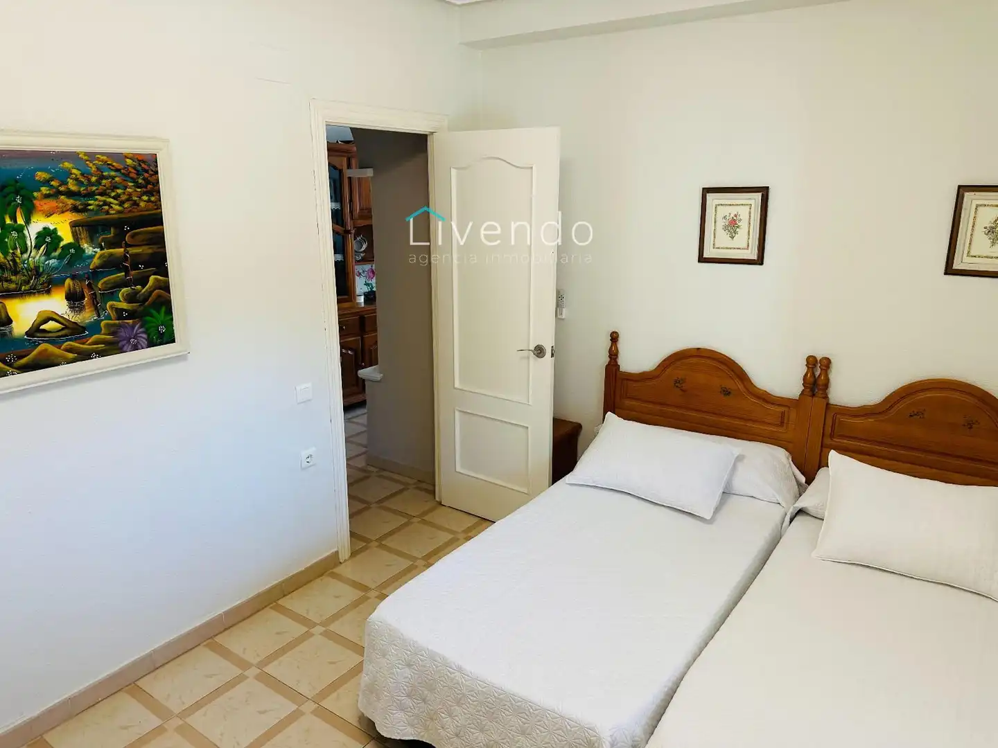 Habitación de Casa o chalet en venta en Chiclana de la Frontera con Piscina y Alarma