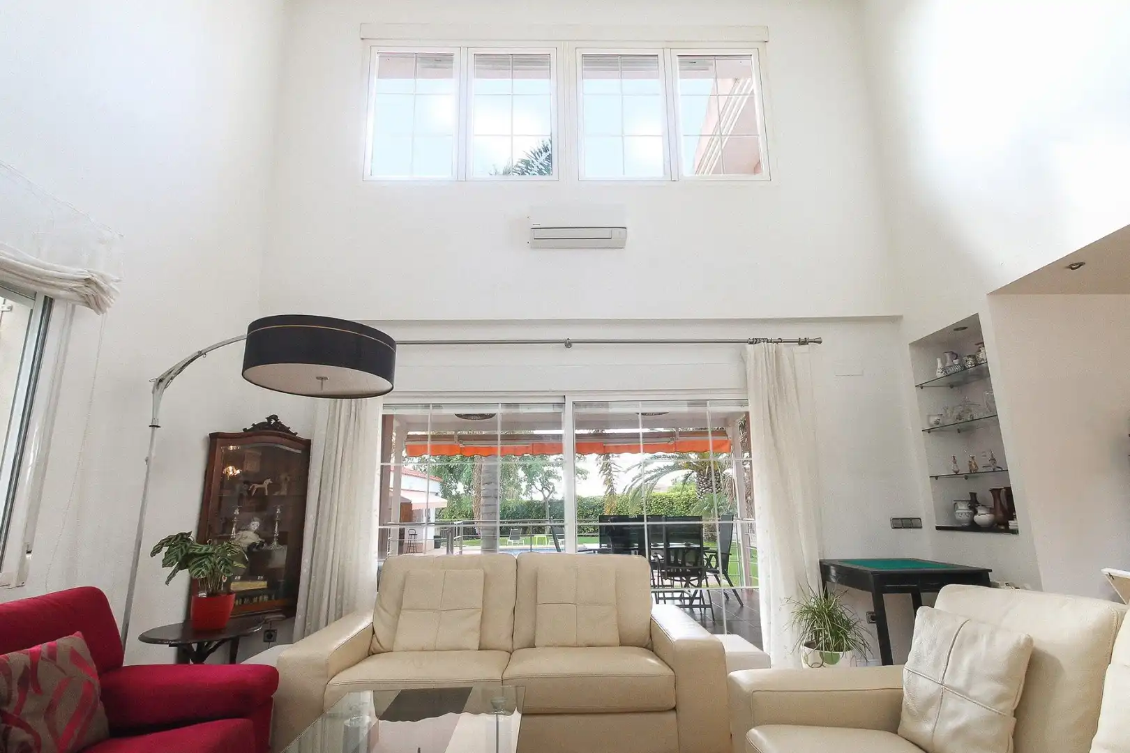 Sala d'estar de Casa o xalet en venda en Alicante / Alacant
