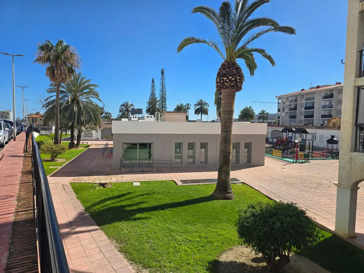 Außenansicht von Wohnungen zum Verkauf in Benalmádena mit Klimaanlage, Heizung und Schwimmbad