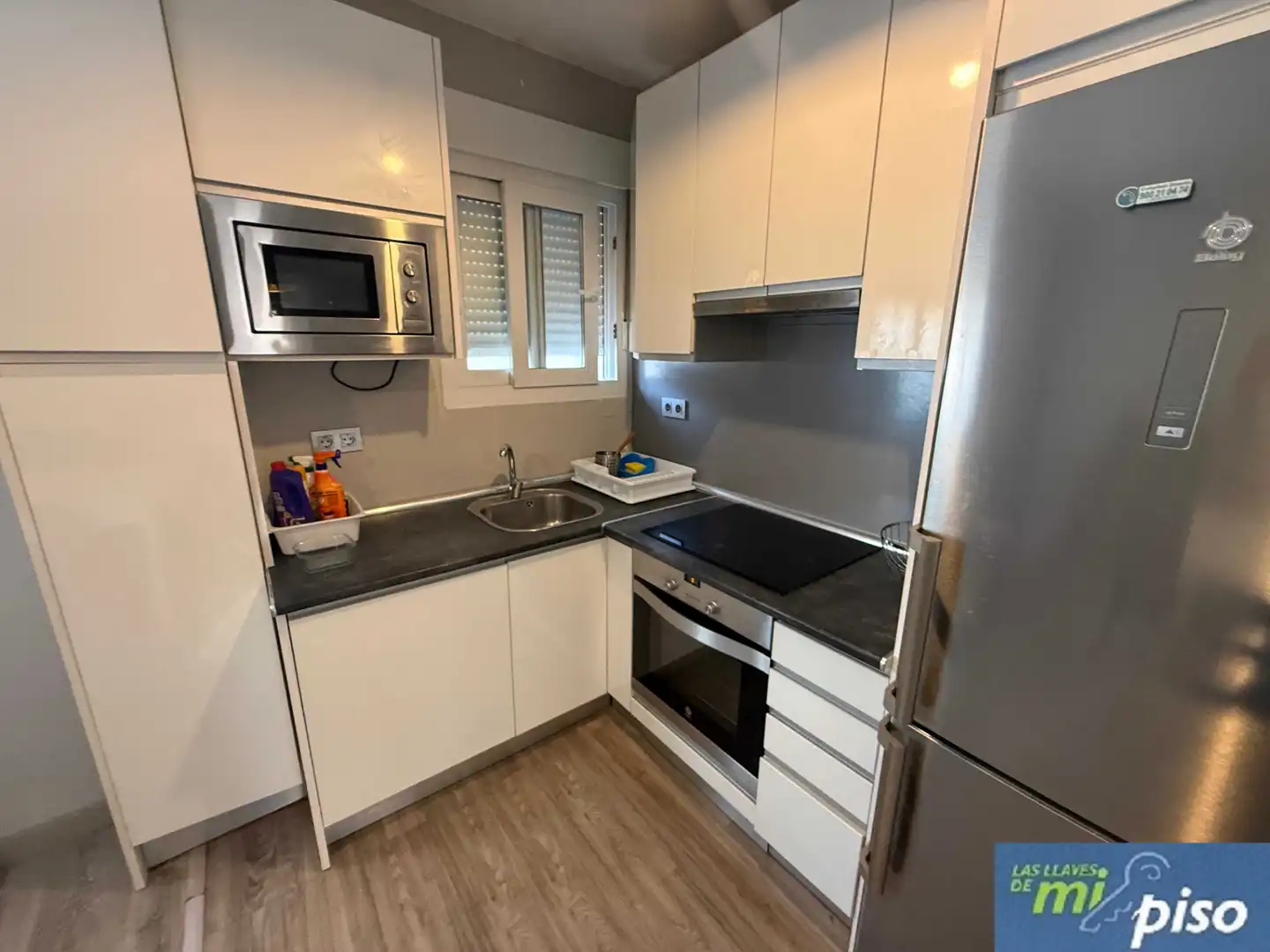 Cocina de Piso de alquiler en Valladolid con Calefacción, Parquet y Amueblado