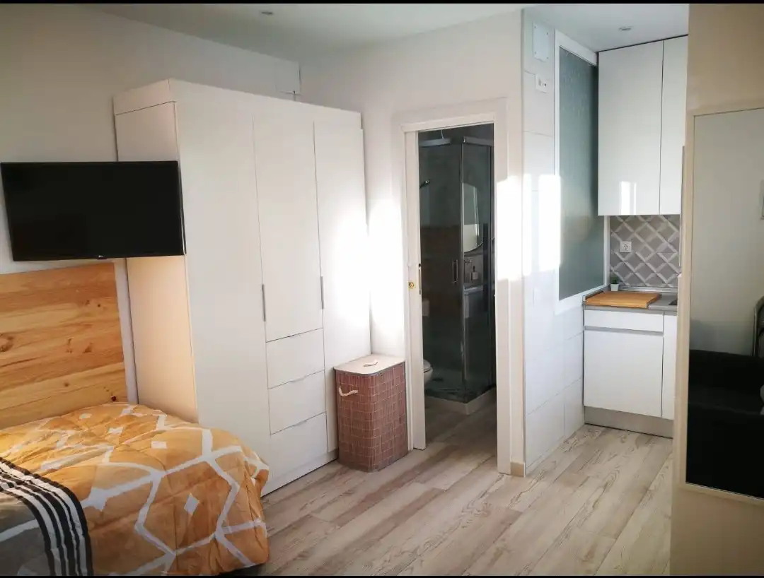 Bedroom of Detached homes for sale in Móstoles  with Air Conditioner, Heating and Private garden