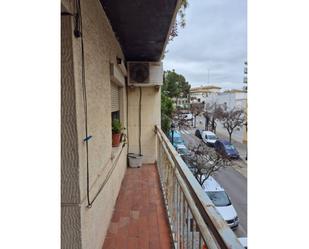 Exterior view of Flat for sale in Paterna  with Air Conditioner and Balcony