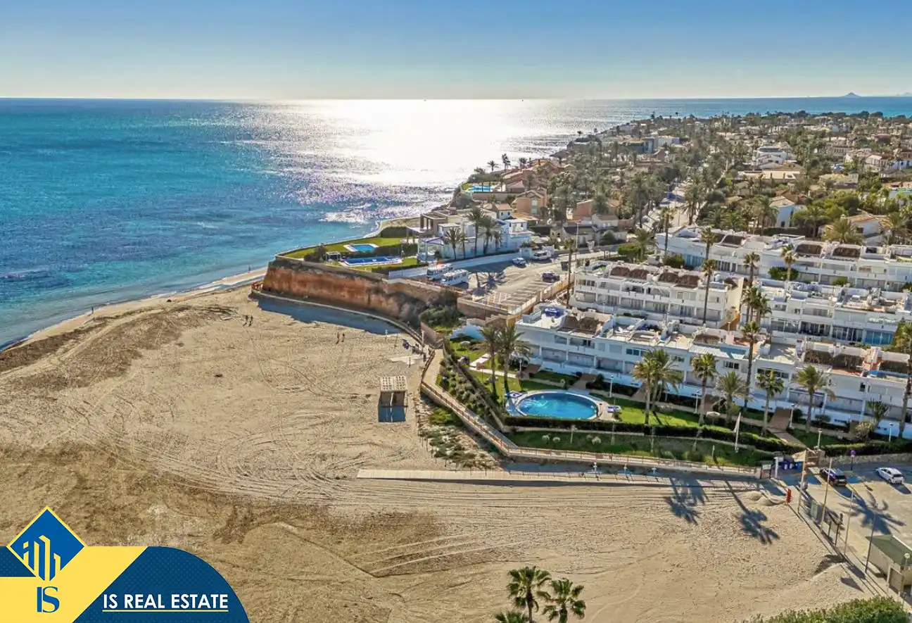 Chalet con terraza en venta en Los Balcones - Los Altos, imagen 44
