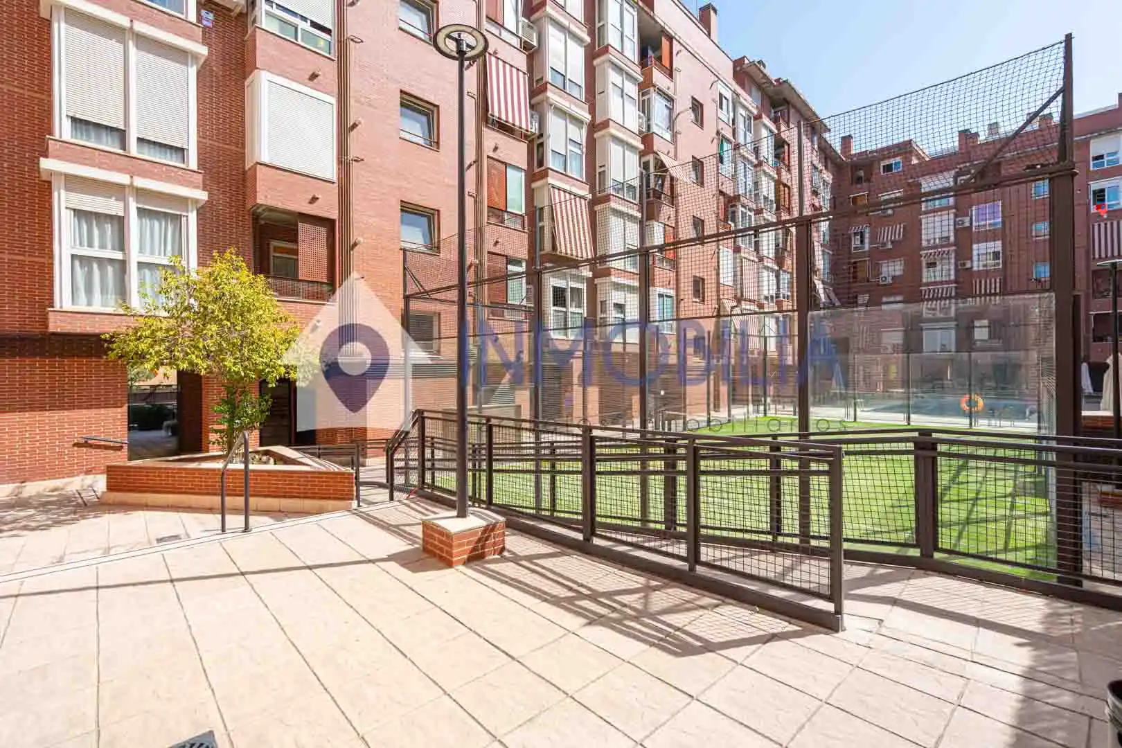 Exterior view of Flat for sale in Madrid  with Air Conditioner, Heating and Storage room