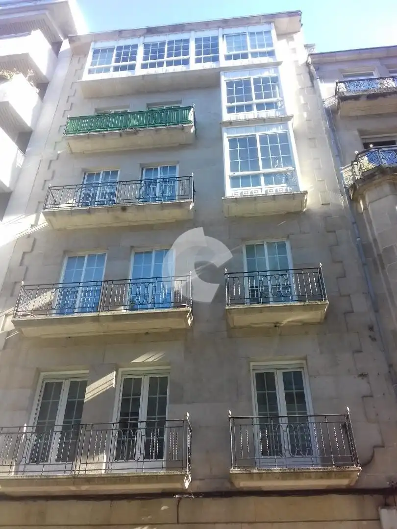 Vista exterior de Apartamento en venta en Ourense Capital  con Calefacción, Trastero y Amueblado