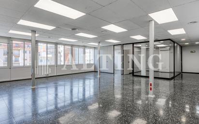 Office to rent in  Barcelona Capital  with Air Conditioner