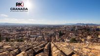 Exterior view of Single-family semi-detached for sale in  Granada Capital  with Terrace and Balcony