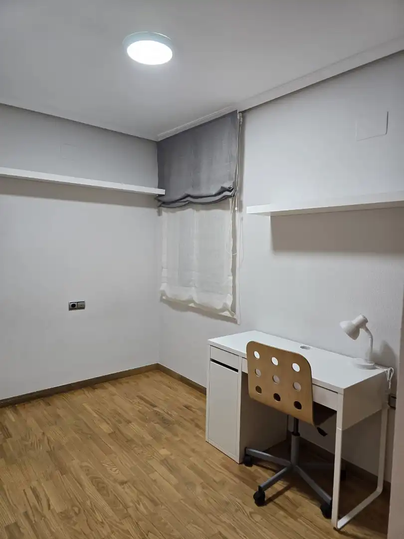 Habitación de Piso de alquiler en Torrevieja con Aire acondicionado, Calefacción y Parquet