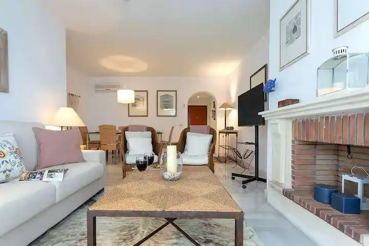 Apartament de lloguer a Calle 3, Guadalmina Alta