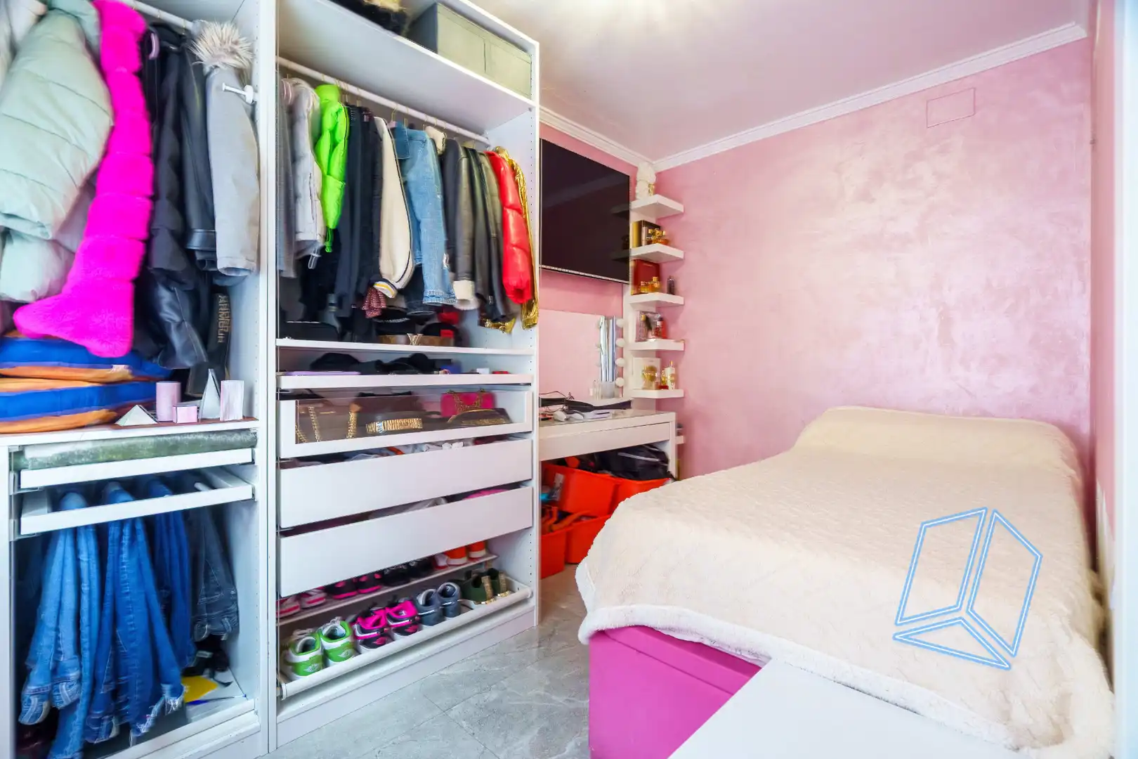 Habitación de Planta baja en venta en Barcelona con Amueblado y Horno