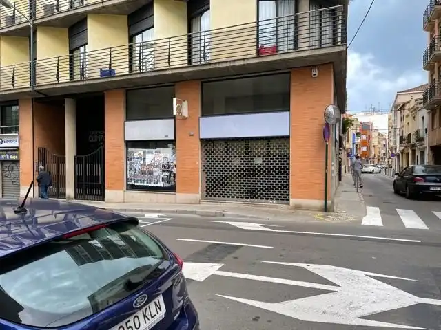 Locale commerciale in vendita a Carrer de Cerdà de Tallada, imagen 3