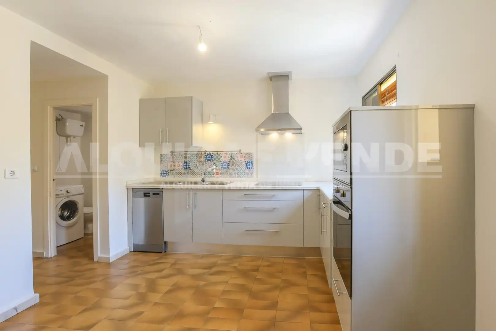 Cocina de Piso en venta en Sevilla con Aire acondicionado, Calefacción y Jardín privado