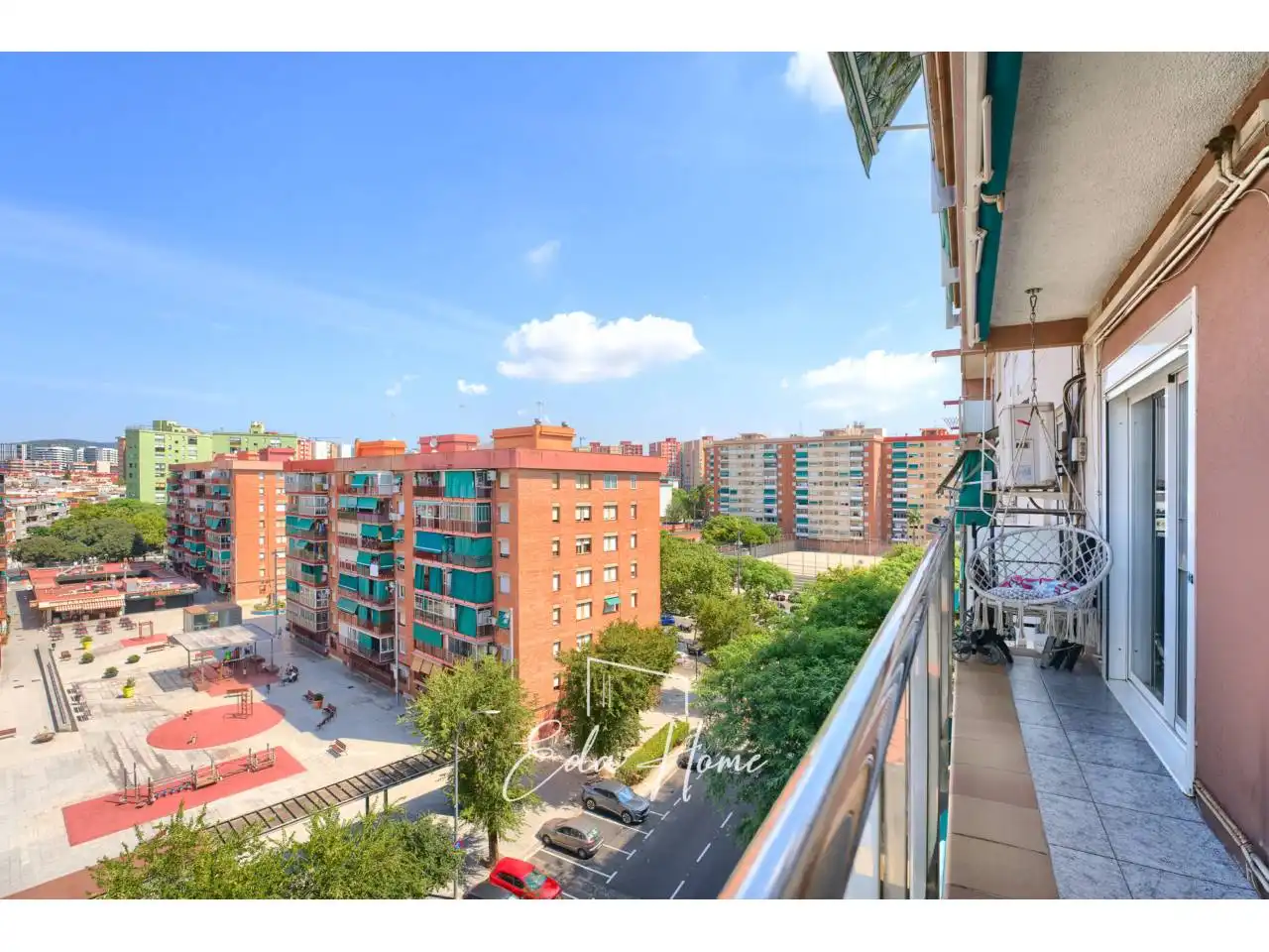 Exterior view of Flat for sale in Cornellà de Llobregat  with Air Conditioner, Heating and Parquet flooring