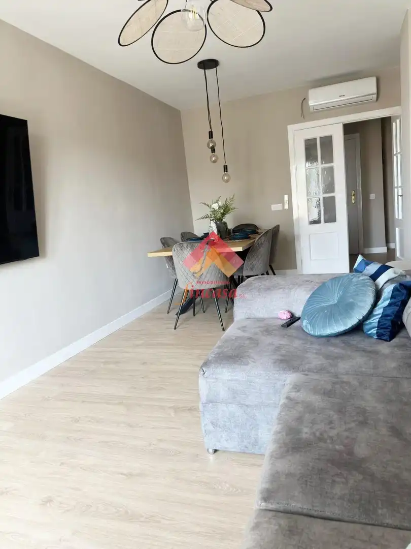 Living room of Flat for sale in Ronda  with Air Conditioner, Heating and Terrace