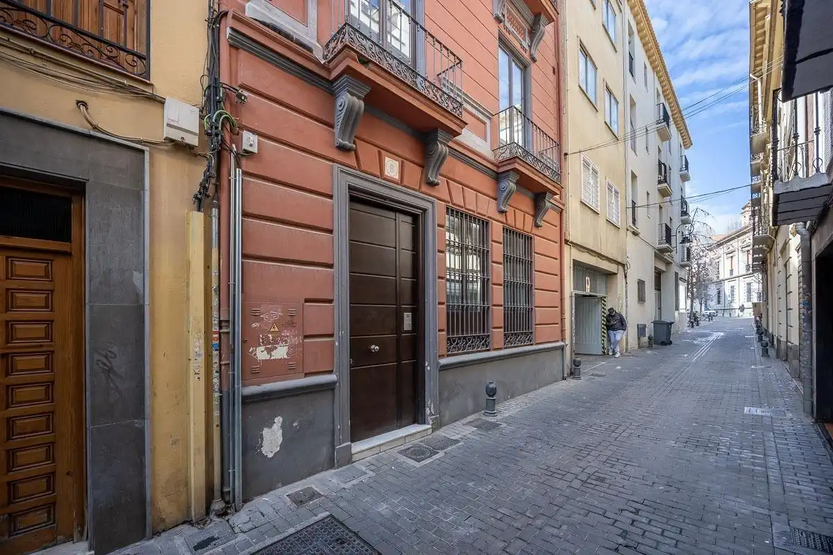 Exterior view of Flat for sale in Granada  with Air Conditioner, Terrace and Balcony
