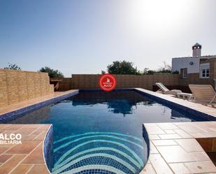 Swimming pool of House or chalet for sale in Vélez-Málaga  with Air Conditioner, Terrace and Swimming Pool