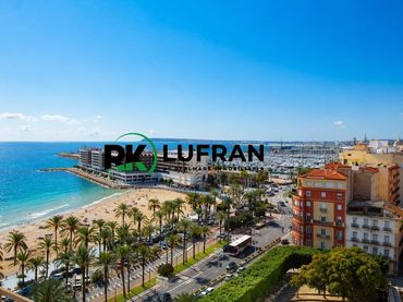 Apartamento con balcón en venta en Calle PASEITO RAMIRO