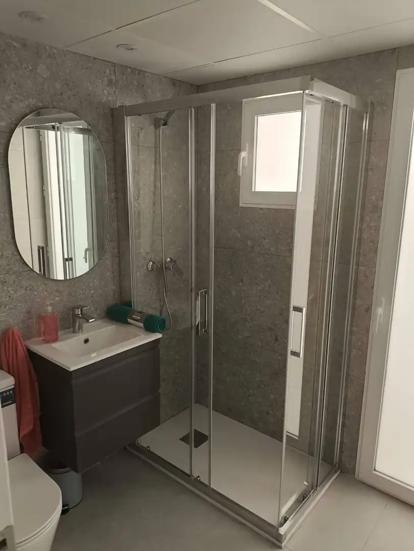 Baño de Piso de alquiler en Murcia con Amueblado