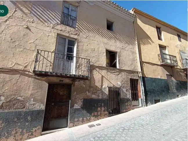 Vista exterior de Piso en venta en Martos