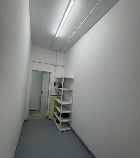 Foto 2 de Trastero de alquiler en Carrer de Les Agudes, 8, Santa Eugènia, Girona Capital