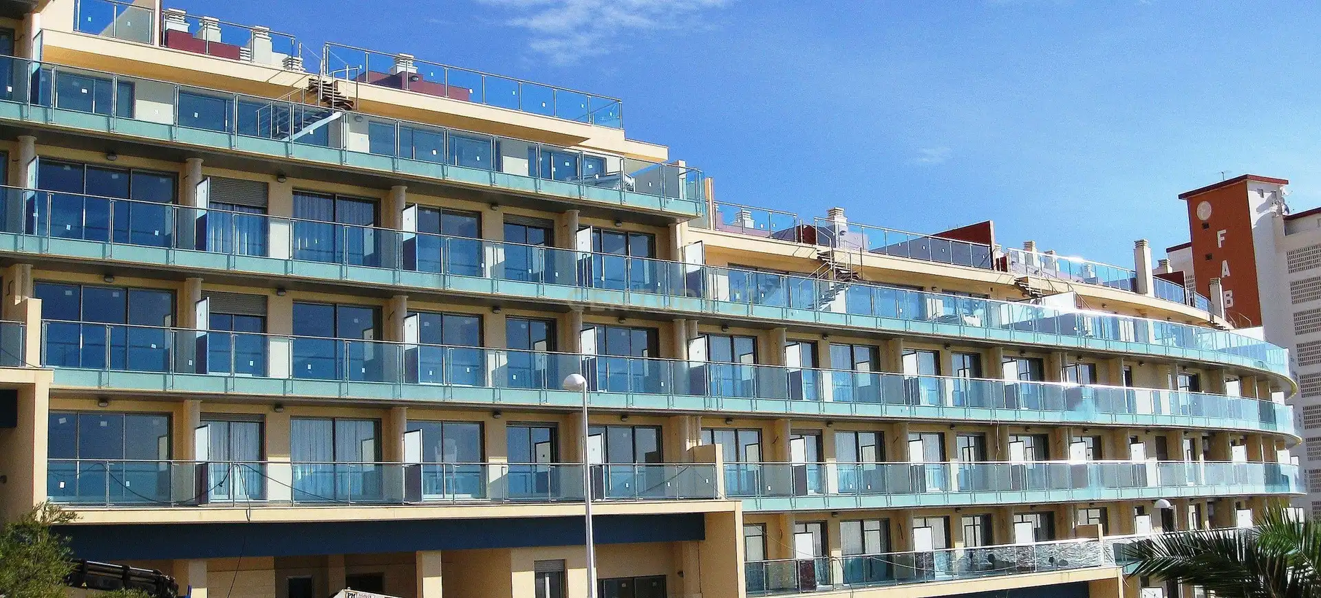 Exterior view of Flat for rent in Calpe / Calp  with Air Conditioner, Oven and Washing machine