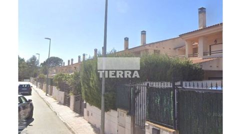 Venta de casa pareada en Cieza