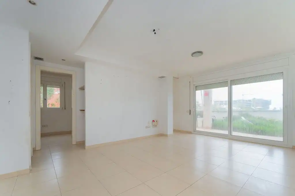 Sala de estar de Piso en venta en Sant Josep de sa Talaia con Piscina