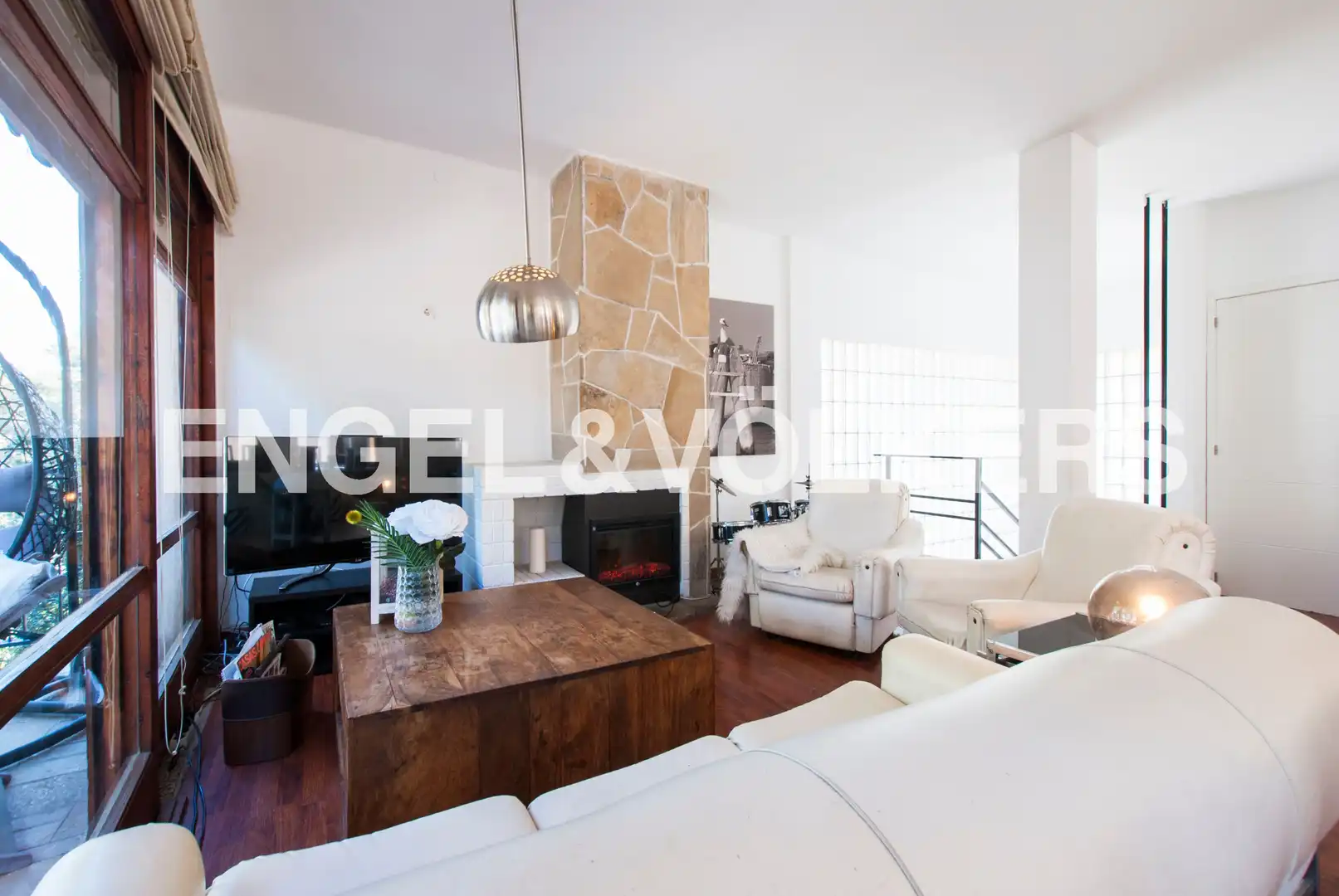 Sala d'estar de Casa o xalet en venda en Salou amb Aire condicionat, Jardí privat i Parquet