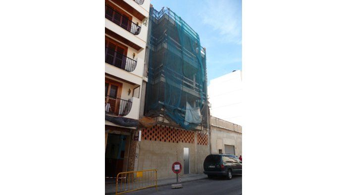 Vista exterior de Edifici en venda en Burjassot