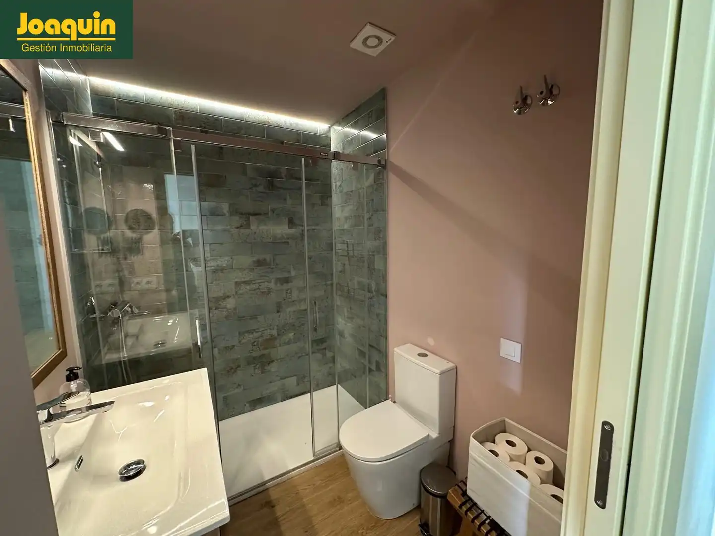 Appartamento con balcone in affitto a Centro, imagen 10