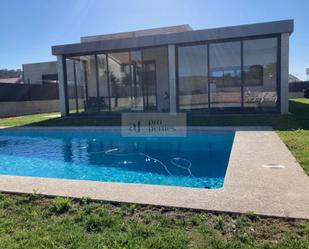 Swimming pool of House or chalet for sale in Vigo   with Terrace and Swimming Pool