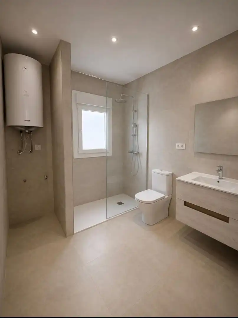 Baño de Apartamento en venta en Montemar 