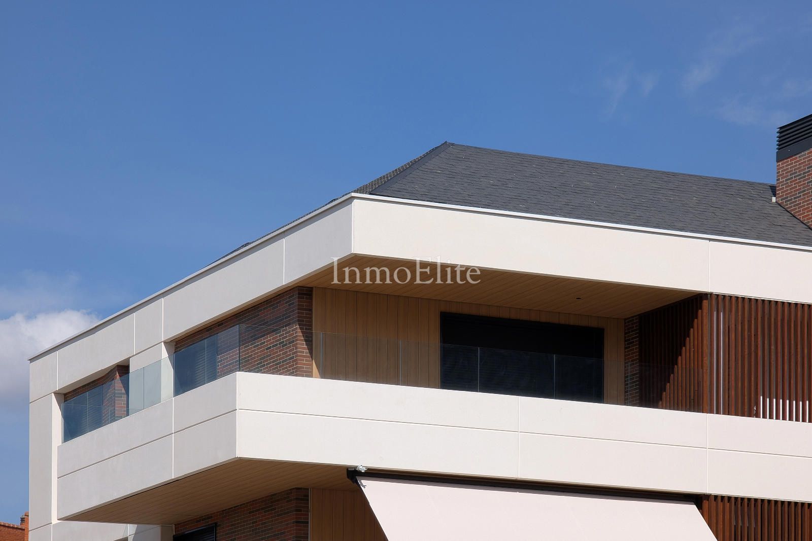 Exterior view of Attic for sale in Majadahonda  with Air Conditioner, Heating and Terrace