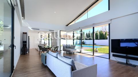 Foto 2 de Casa o chalet en venta en Calle Pirineos, El Carme - Sant Agustí - Bonavista, L'Eliana