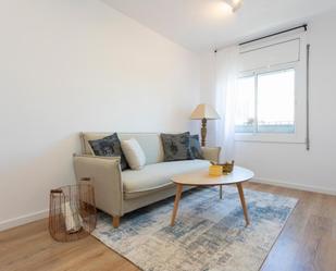 Sala d'estar de Apartament de lloguer en L'Hospitalet de Llobregat amb Aire condicionat, Moblat i Forn