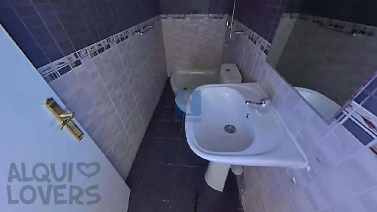Bathroom of Flat for sale in Valencia  with Terrace