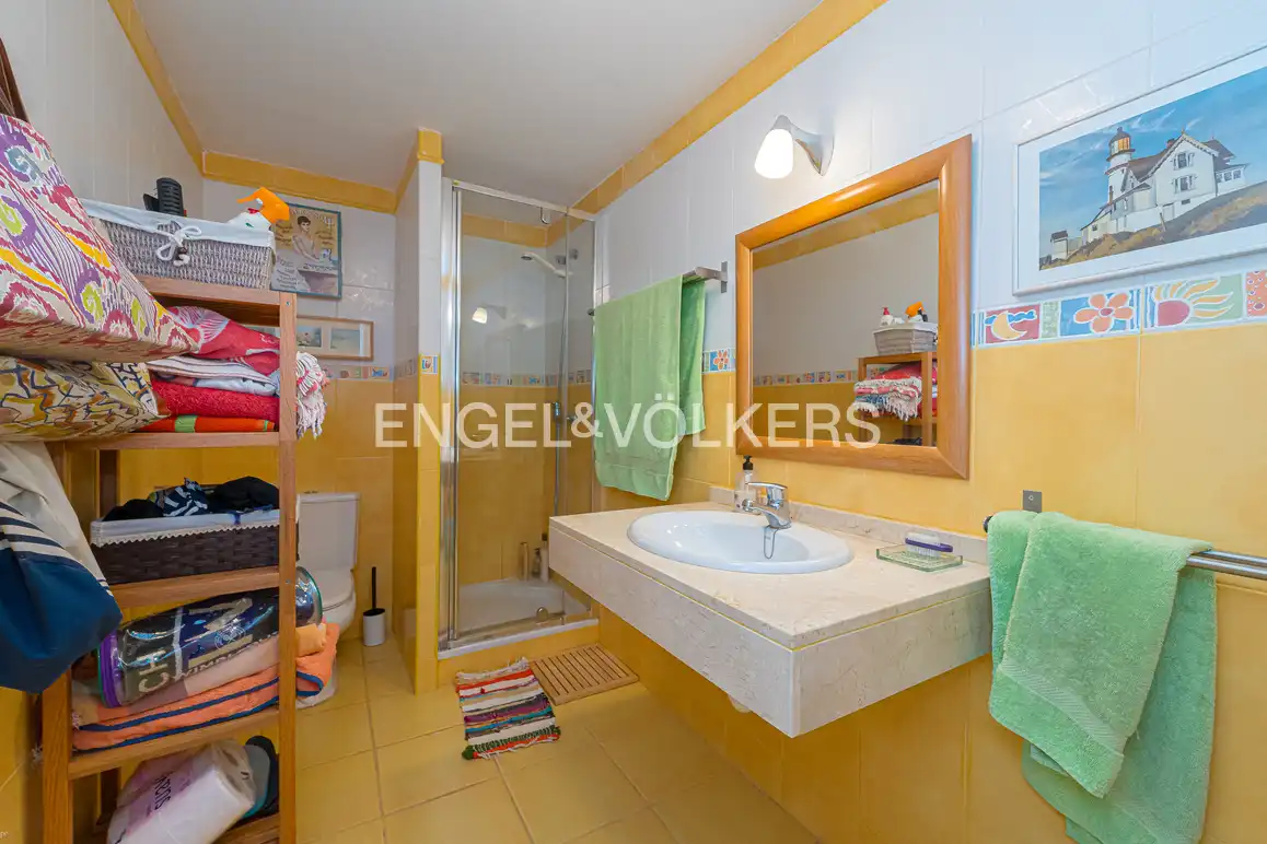 Bathroom of Houses for sale in Villajoyosa / La Vila Joiosa  with Air Conditioner, Private garden and Terrace
