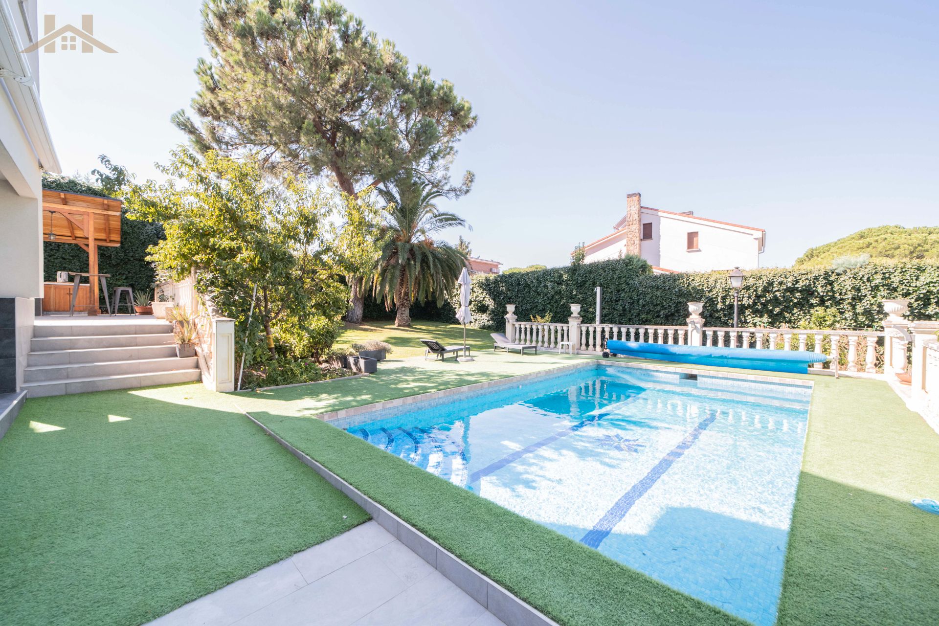 Swimming pool of House or chalet for sale in Villaviciosa de Odón  with Air Conditioner, Private garden and Terrace