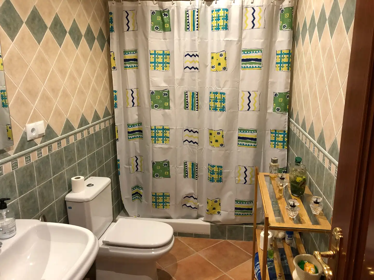 Bany de Casa o xalet en venda en Atajate amb Terrassa i Moblat