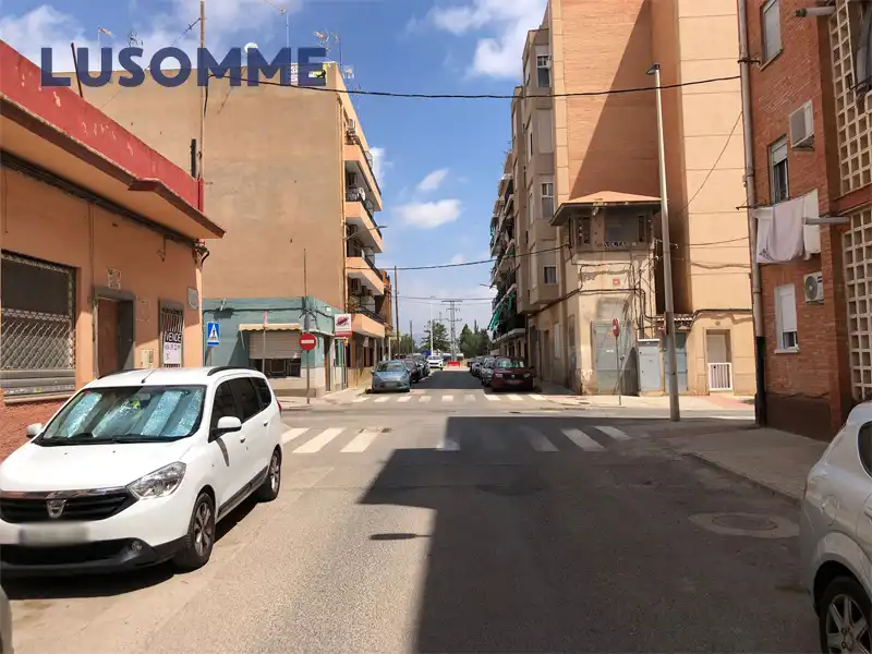 Wohnbaugrundstück zum Verkauf in Carrer de Madrid, imagen 12