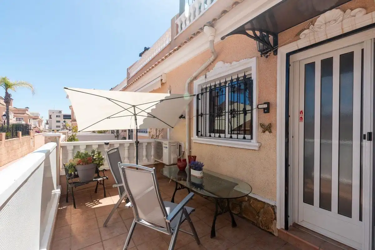 Maison mitoyenne avec terrasse à vendre à Orihuela Costa, imagen 9