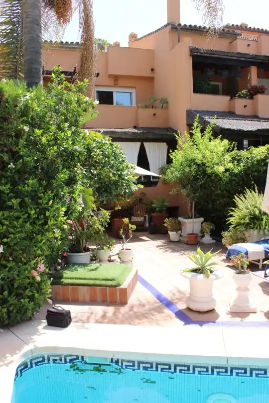 Casa a schiera con piscina in vendita a Milla de Oro, imagen 4