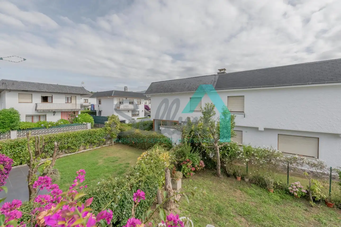 Garden of Detached homes for sale in Llanes  with Heating, Private garden and Terrace