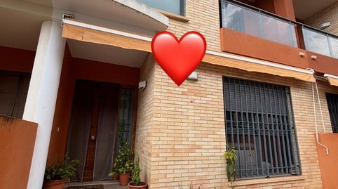 Foto 2 de Casa adosada en venda a Carrer Serra Mariola, 32, Alginet, Valencia