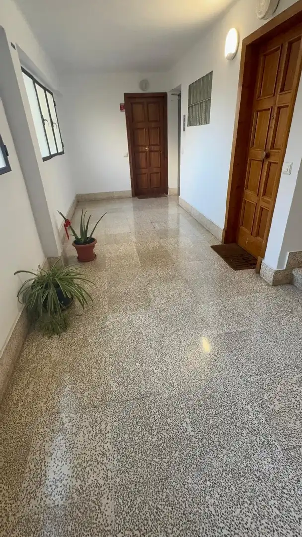 Wohnung zum Verkauf in  Palma de Mallorca mit Klimaanlage, Fernseher und Balkon