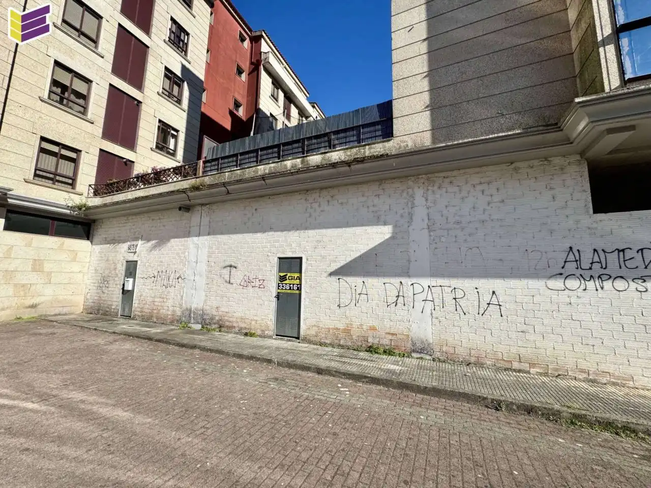 Außenansicht von Geschaftsraum zum Verkauf in Tui
