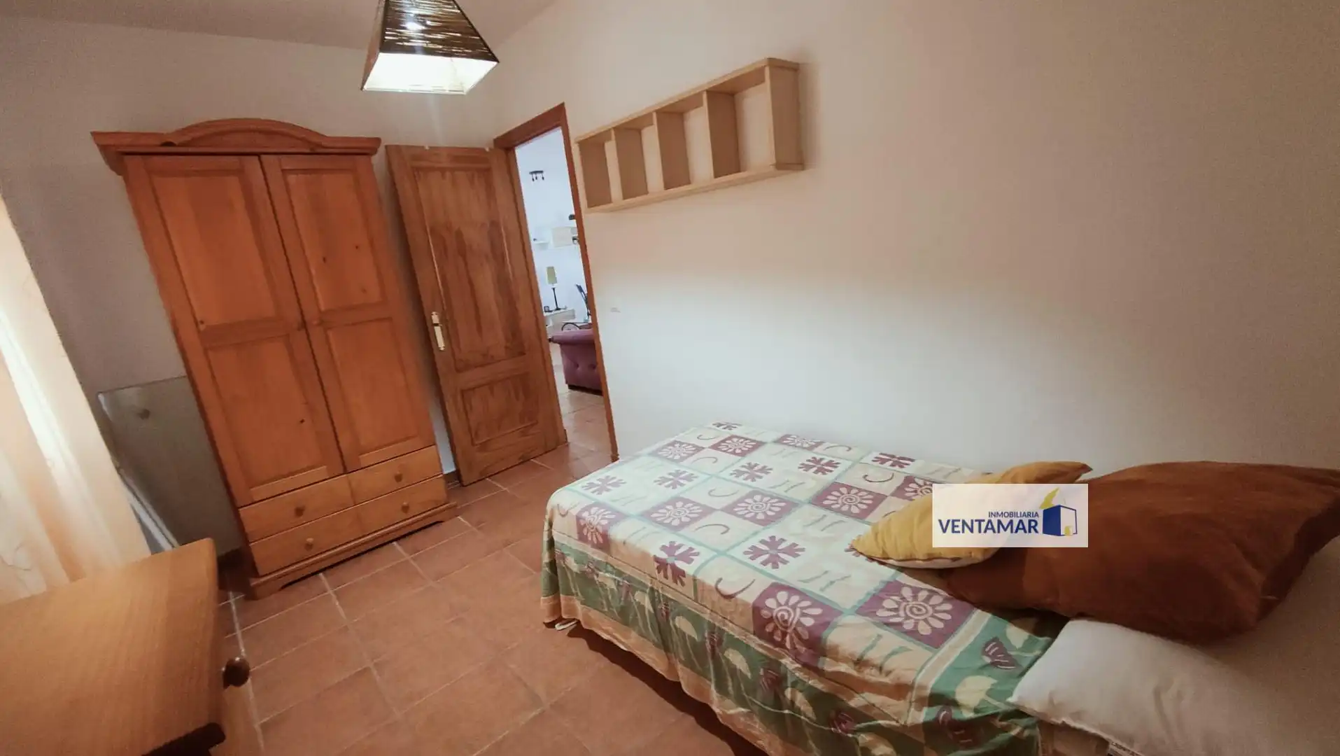 Schlafzimmer von Erdgeschoss zum Verkauf in San Roque mit Klimaanlage und Möbliert