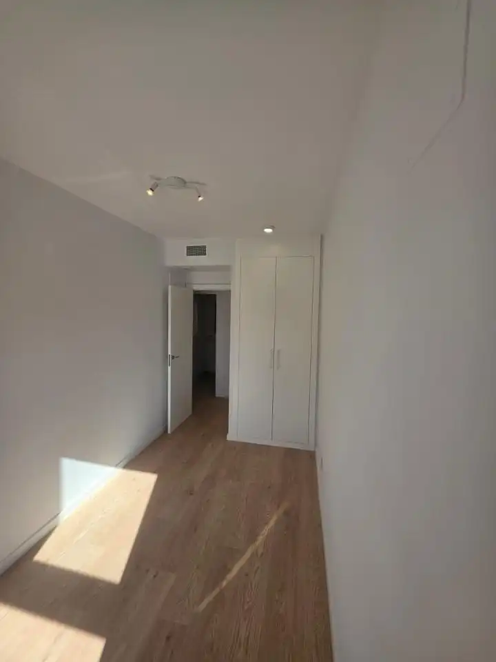 Schlafzimmer von Wohnung zur Miete in Dos Hermanas mit Klimaanlage, Terrasse und Gemeinschaftspool