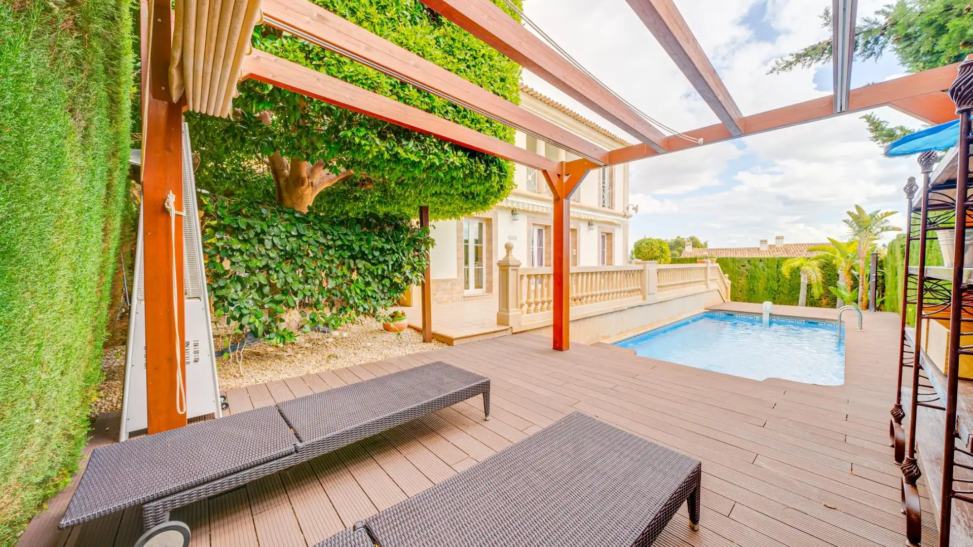 Terrasse von Haus oder Chalet zum Verkauf in Finestrat mit Klimaanlage, Heizung und Privatgarten