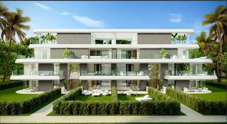 Apartament amb terrassa en venda a Estepona Pueblo